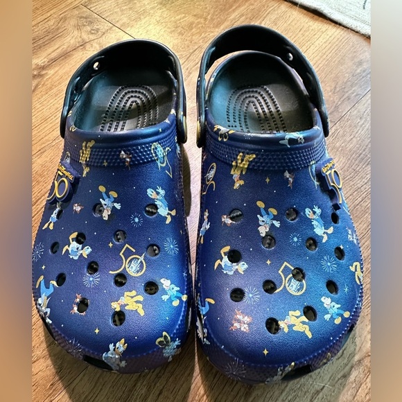 Disney Parks Magic Kingdoms 50th Anniversary Crocs. W/9 or M/7 EUC - Picture 1 of 8